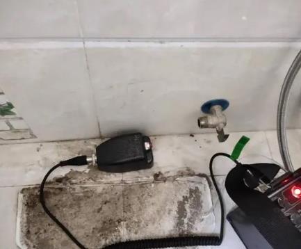 正定屋顶漏水维修公司分享下卫生间漏水的危害及解决方法